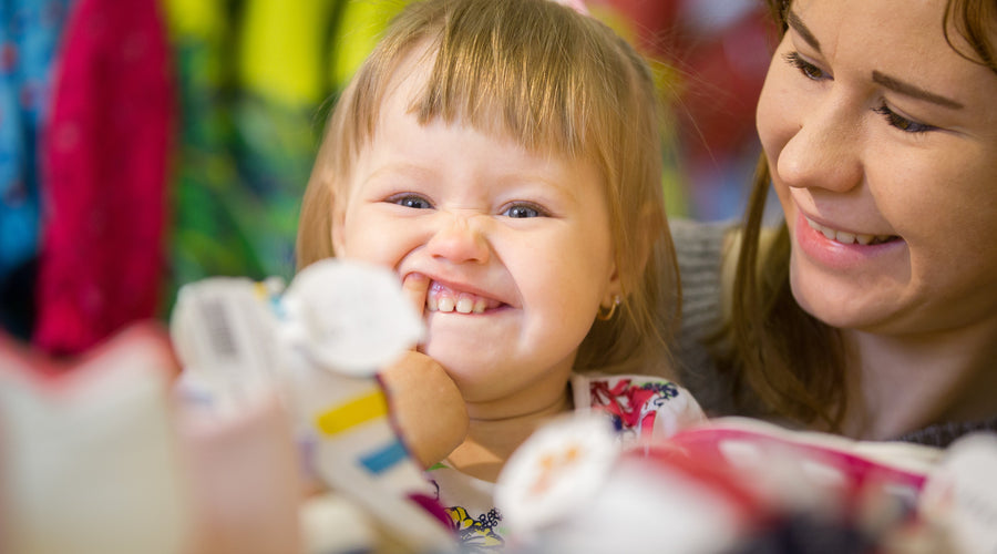 Signs that my child is an oral sensory seeker